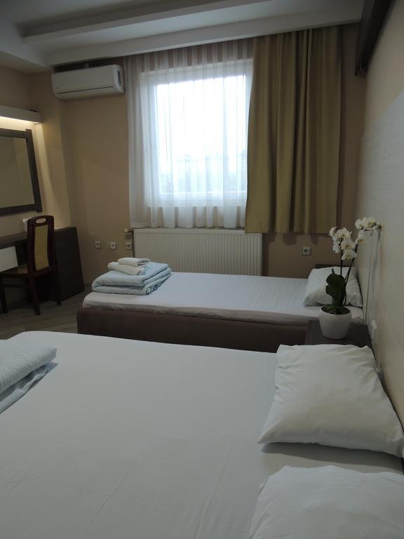Guest House Dabi Kruševac Eksteriør billede